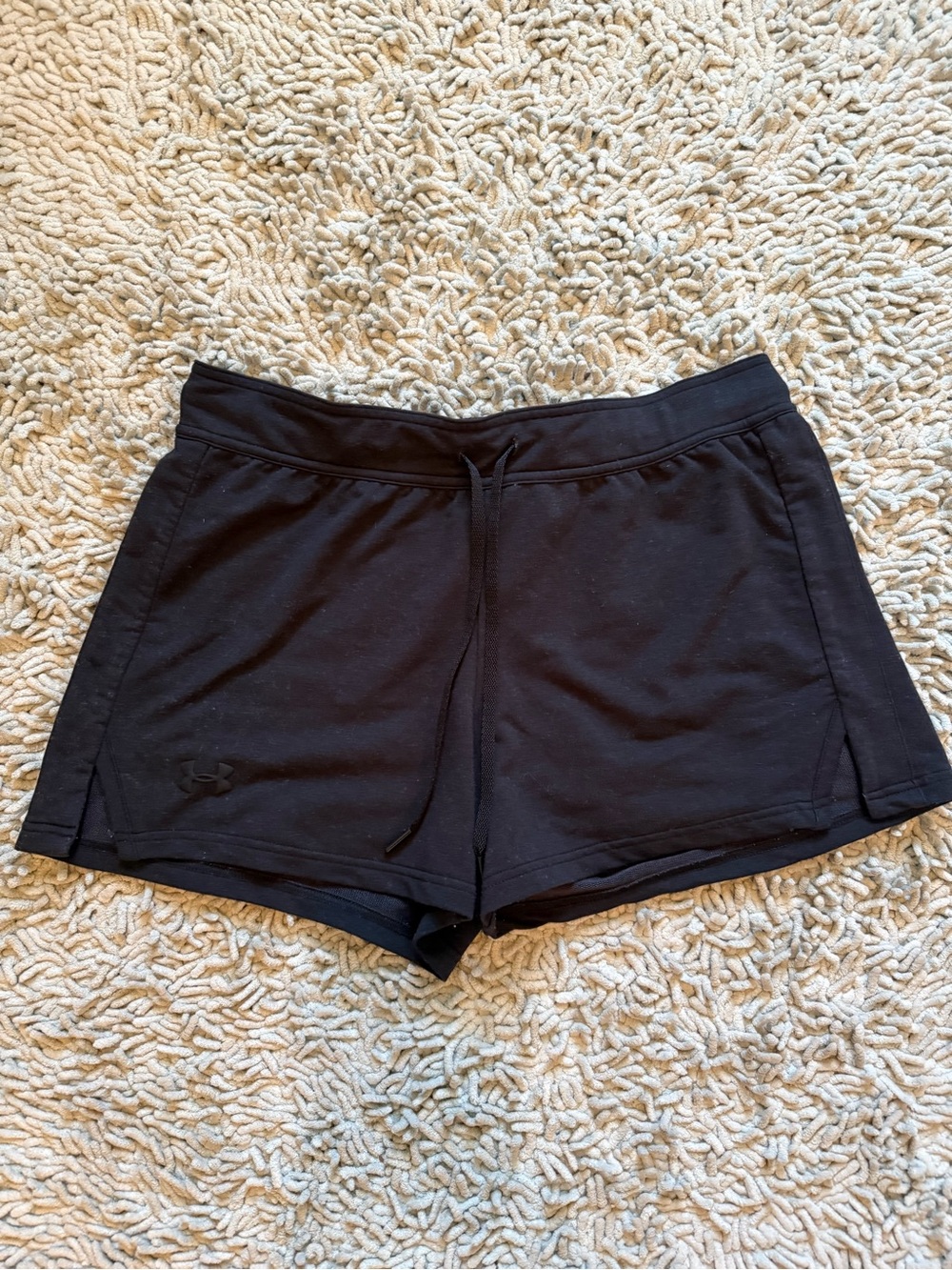 Under Armour Women's Black Athletic Shorts with Drawstring Medium